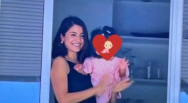 Photos of Virushka's daughter went viral on the internet, Anushka Sharma broke her silence on Instagram
