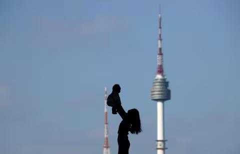 The world's lowest fertility rate in South Korea will plunge again in 2023.